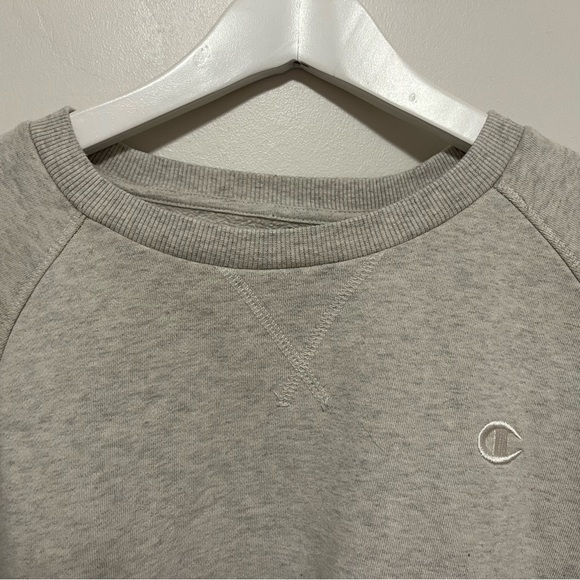 Grey Champion Pull-over - Picture 2 of 5